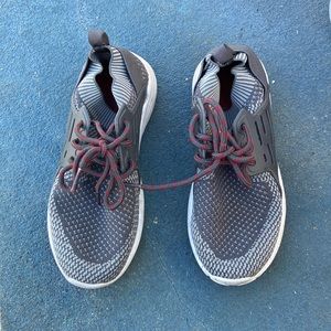 ✨3 for $15✨ Boys Shoes Size 1 memory foam